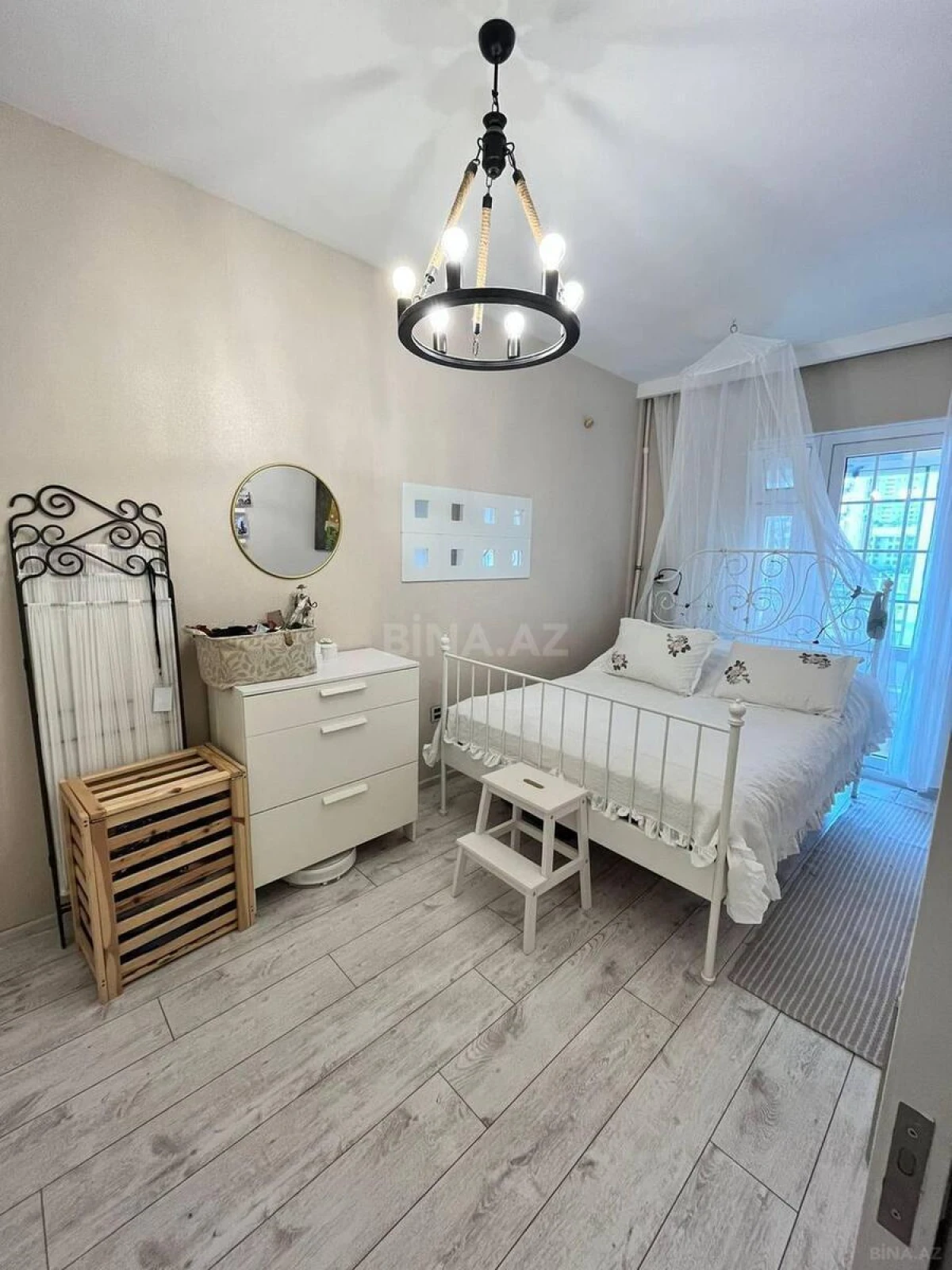 Kirayə verilir 2 otaqlı mənzil 50 m²