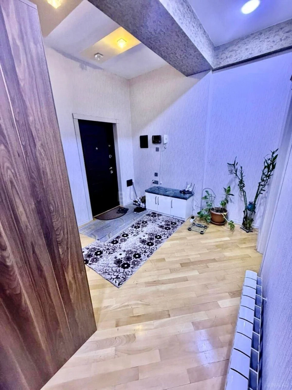 Satılır 3 otaqlı mənzil 115 m²