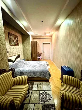 Satılır 3 otaqlı mənzil 115 m²