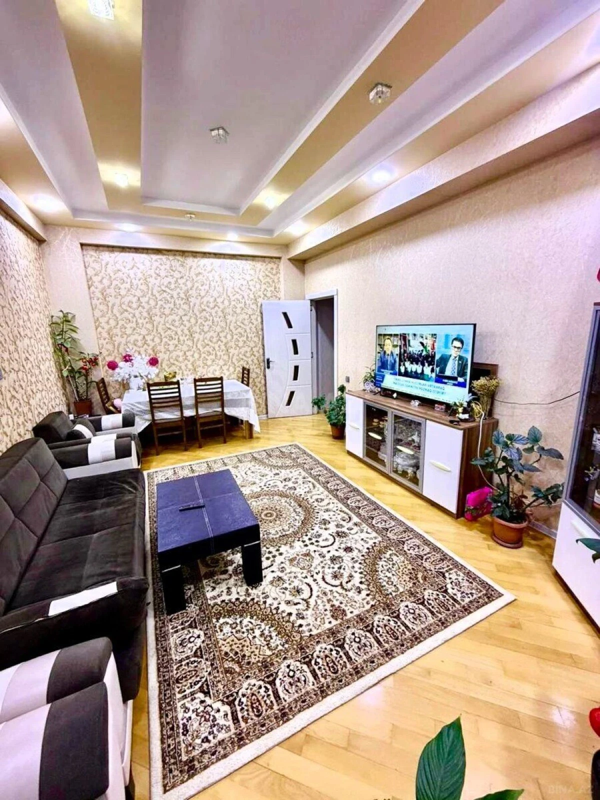 Satılır 3 otaqlı mənzil 115 m²