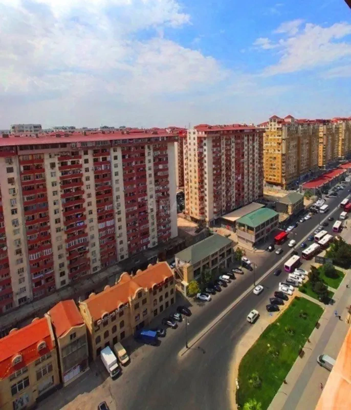 Satılır 3 otaqlı mənzil 84 m²