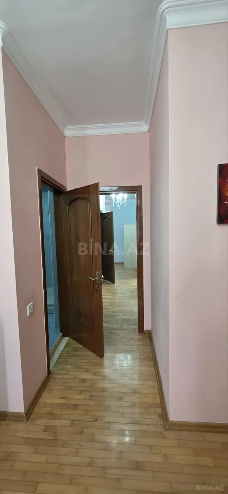 Satılır 4 otaqlı mənzil 160 m²