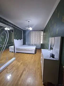 Satılır 3 otaqlı mənzil 155 m²