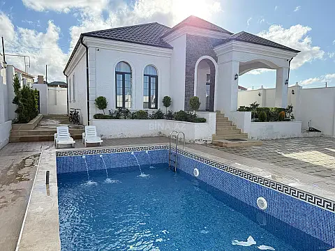 Kirayə verilir 4 otaqlı həyət evi 210 m²