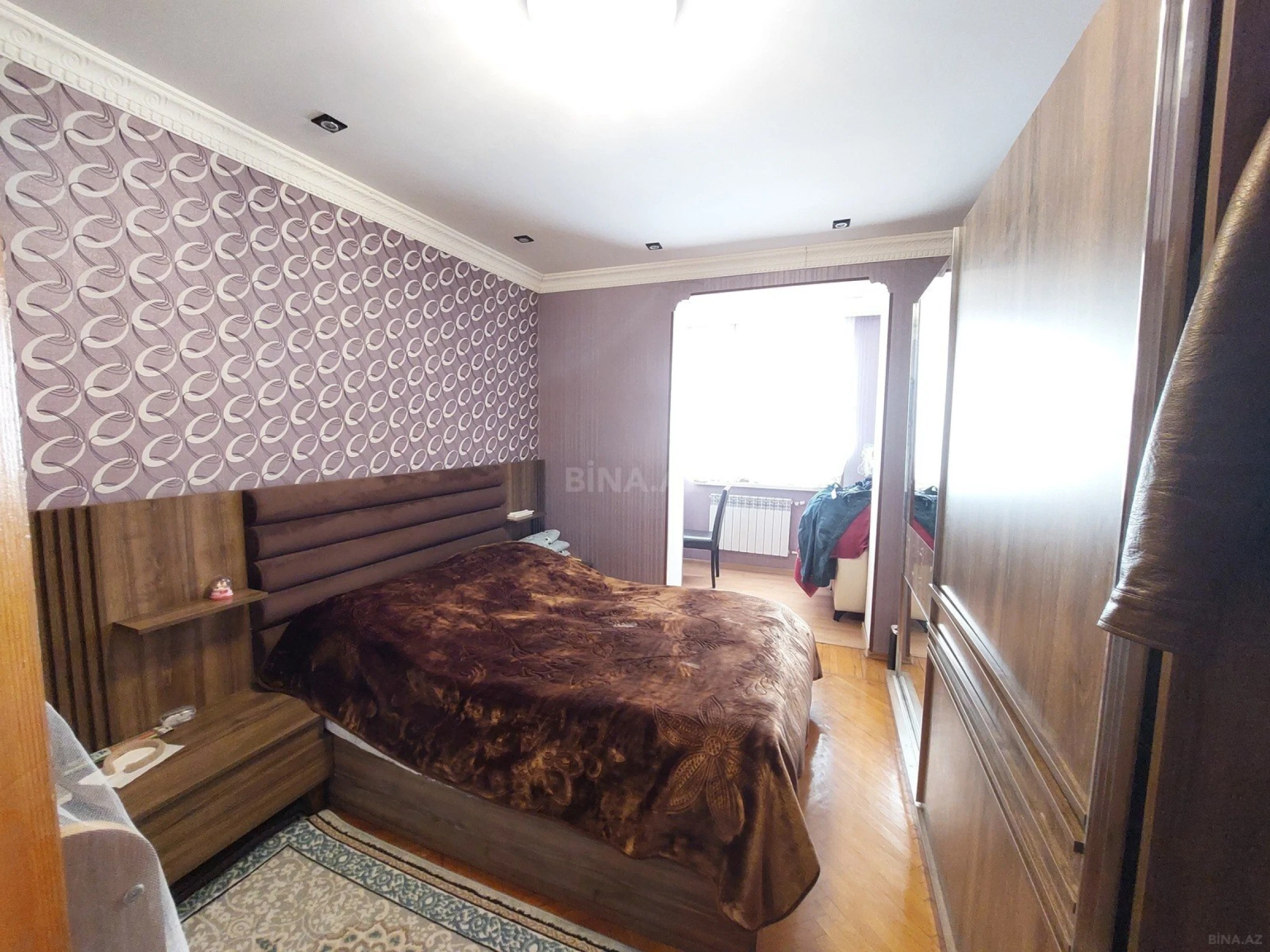 Satılır 2 otaqlı mənzil 65 m²