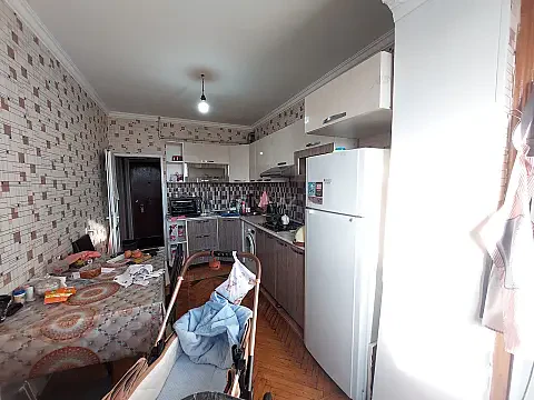 Satılır 2 otaqlı mənzil 65 m²