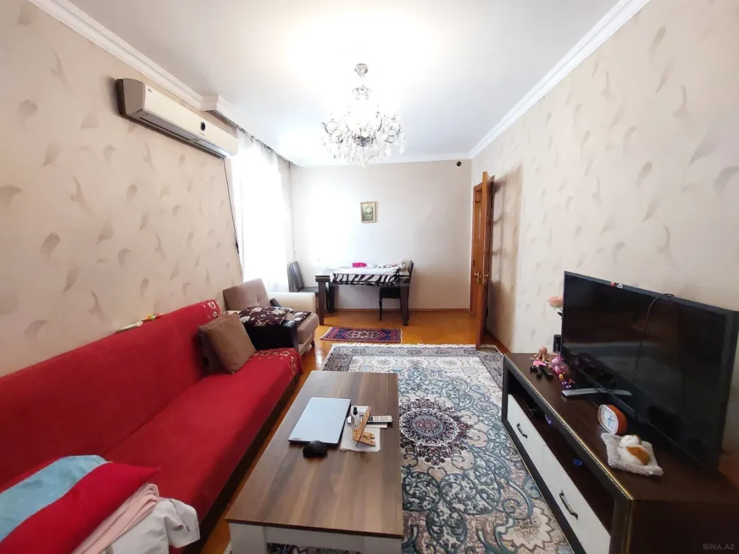 Satılır 2 otaqlı mənzil 65 m²