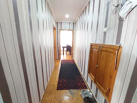 Satılır 2 otaqlı mənzil 65 m²