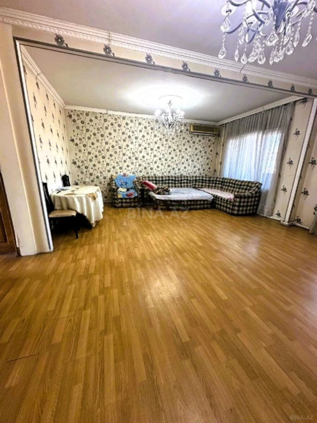Kirayə verilir 3 otaqlı mənzil 115 m²