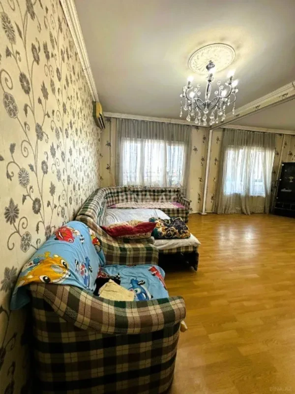 Kirayə verilir 3 otaqlı mənzil 115 m²