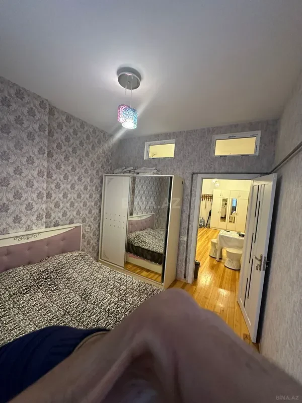 Kirayə verilir 2 otaqlı mənzil 70 m²