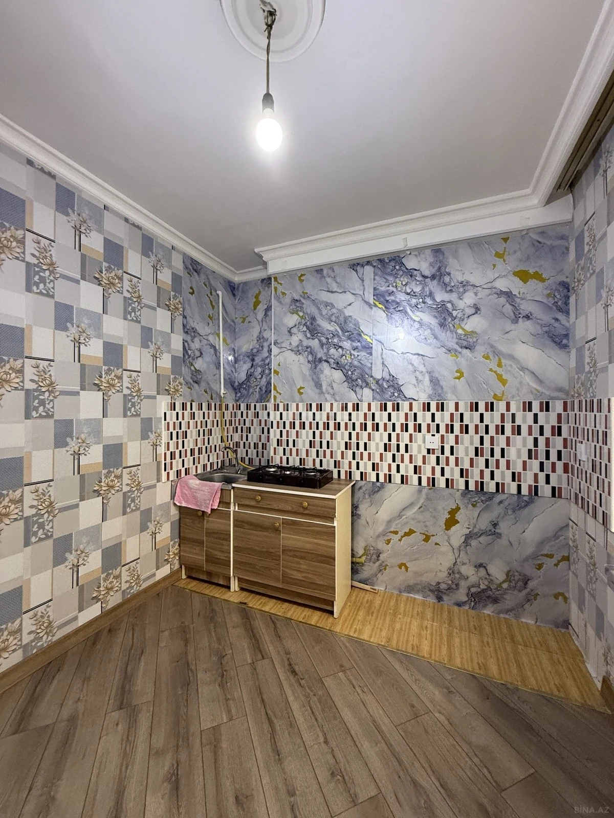 Satılır 4 otaqlı mənzil 110 m²