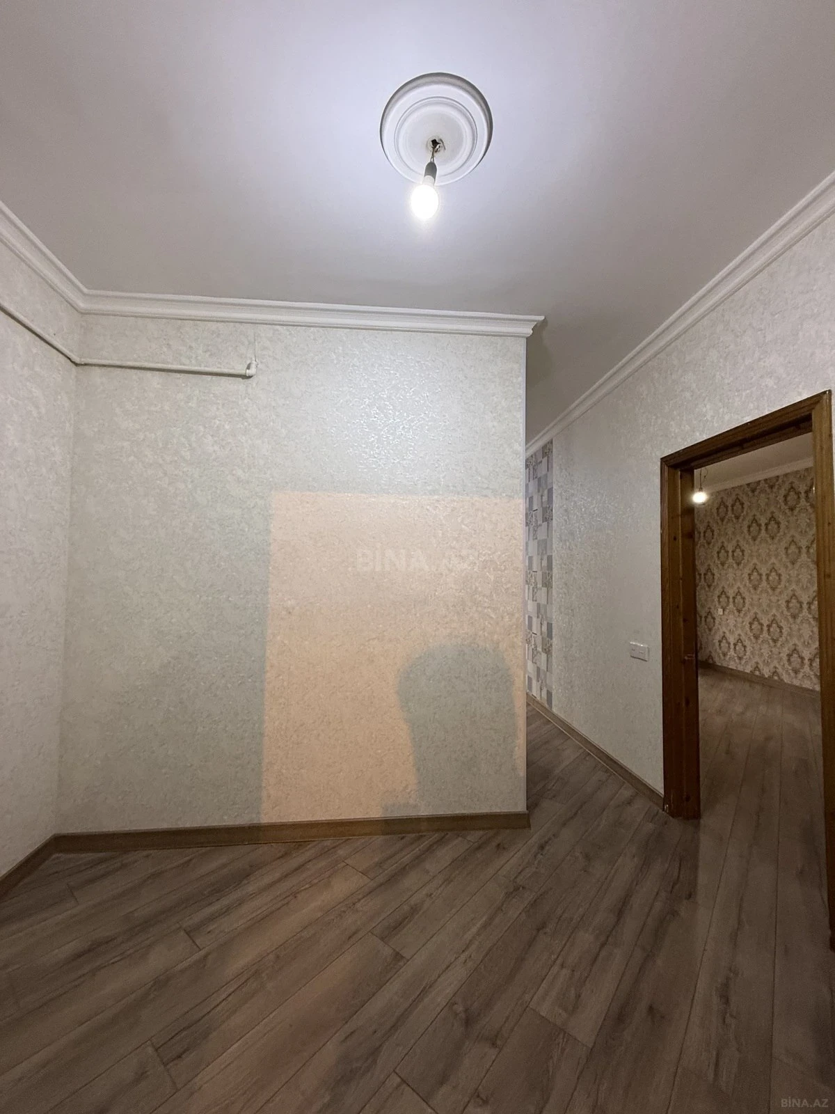 Satılır 4 otaqlı mənzil 110 m²