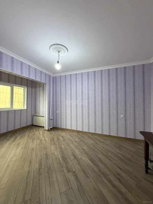 Satılır 4 otaqlı mənzil 110 m²