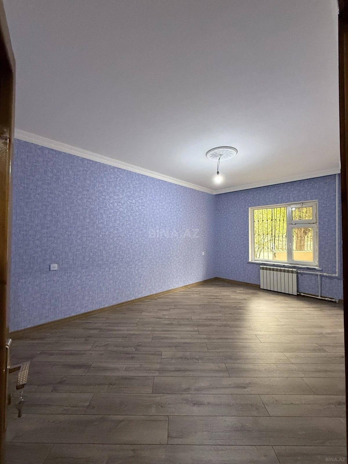 Satılır 4 otaqlı mənzil 110 m²