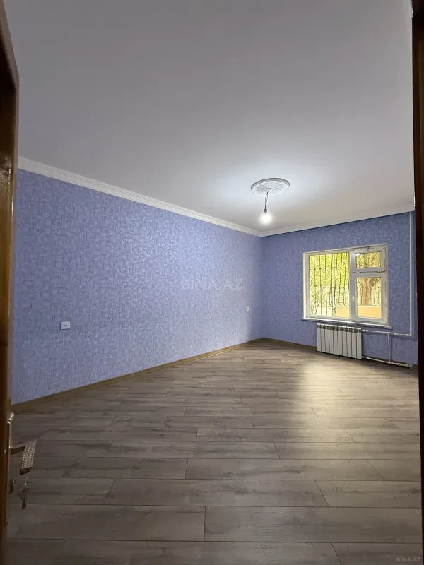 Satılır 4 otaqlı mənzil 110 m²