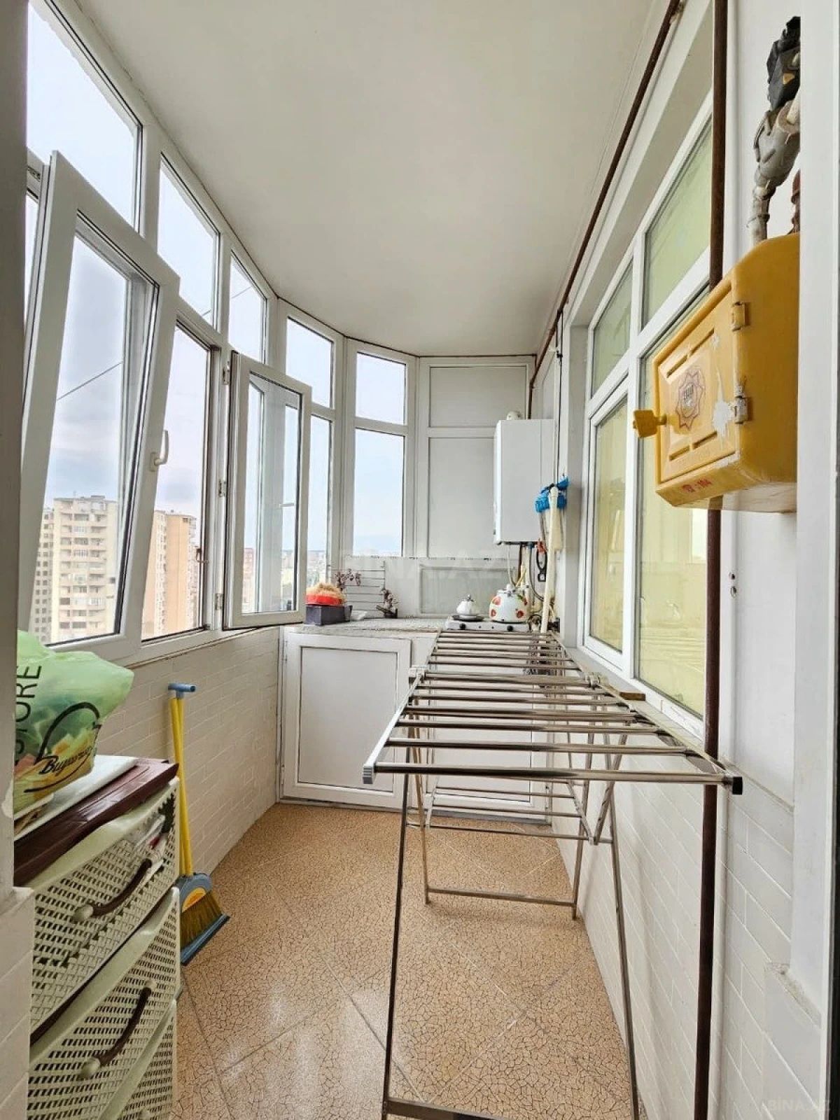 Satılır 3 otaqlı mənzil 157 m²