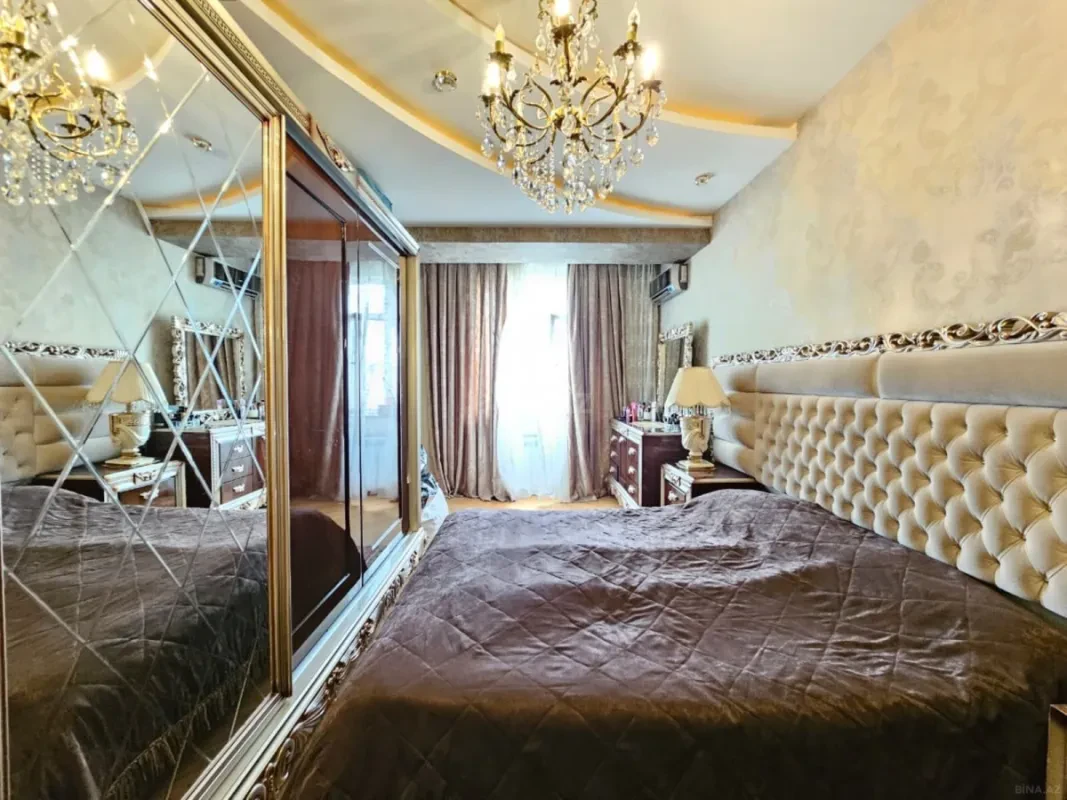 Satılır 3 otaqlı mənzil 157 m²