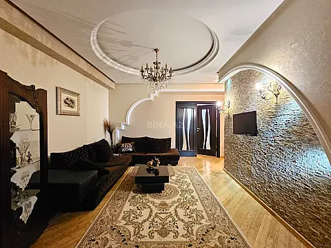 Satılır 3 otaqlı mənzil 157 m²