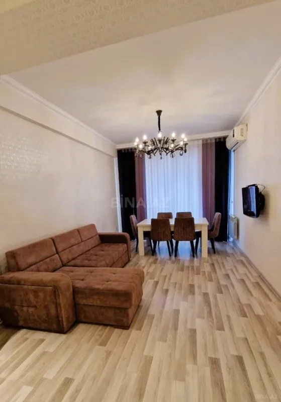 Kirayə verilir 3 otaqlı mənzil 75 m²