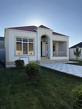 Satılır 3 otaqlı həyət evi 100 m²