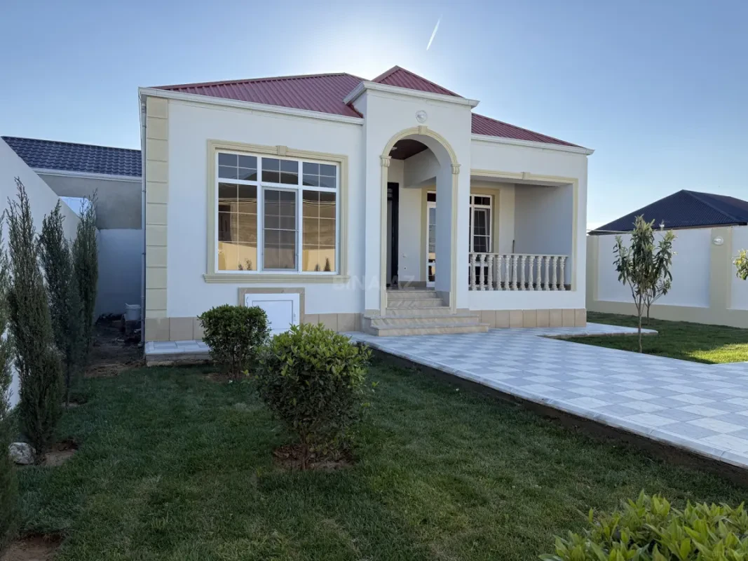 Satılır 3 otaqlı həyət evi 100 m²