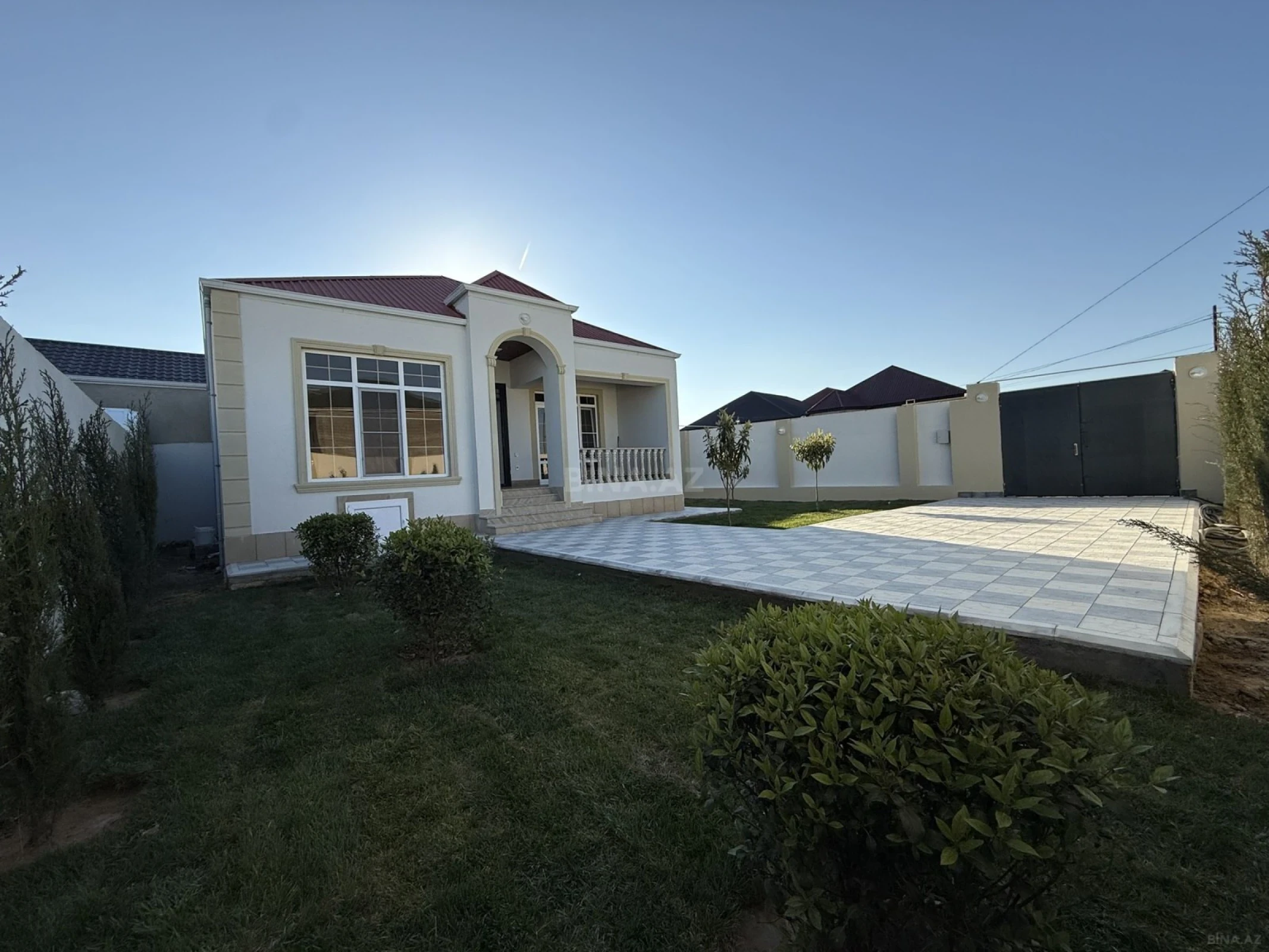 Satılır 3 otaqlı həyət evi 100 m²