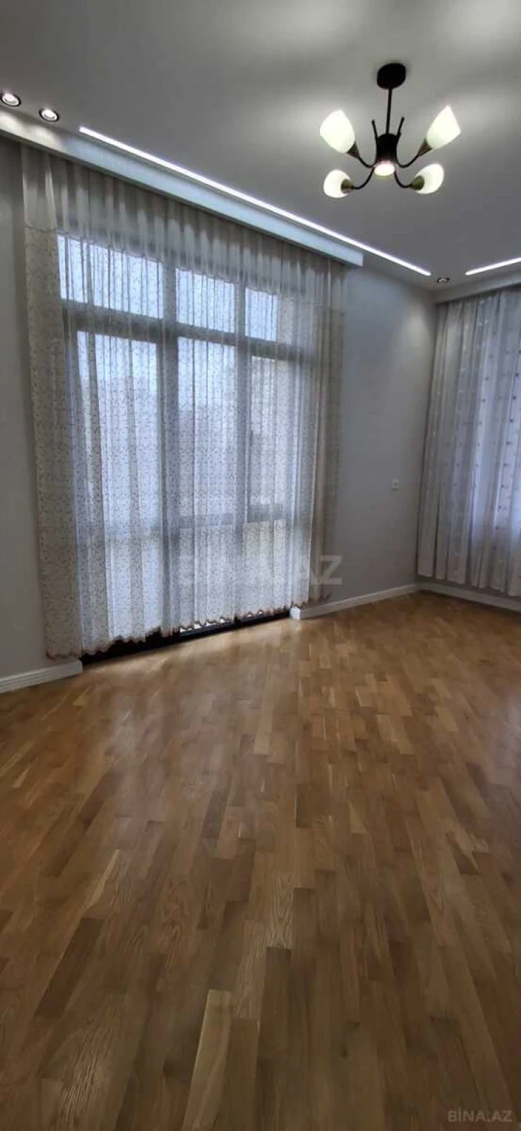 Satılır 3 otaqlı mənzil 86 m²