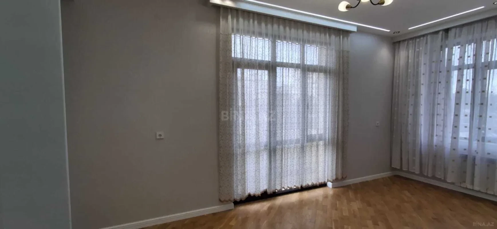 Satılır 3 otaqlı mənzil 86 m²