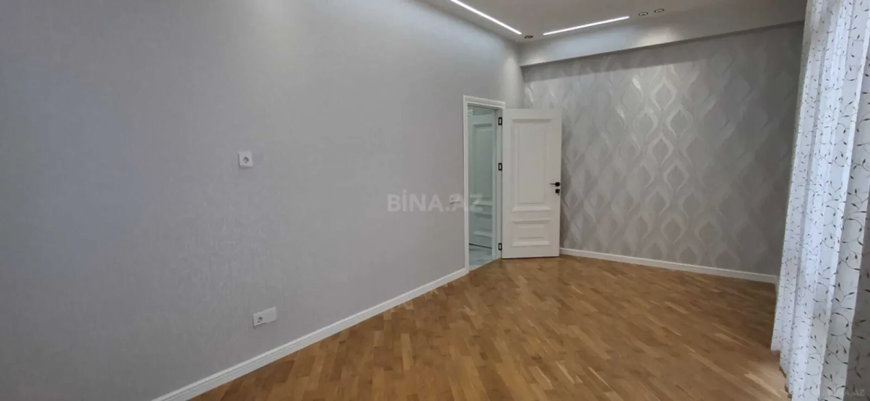 Satılır 3 otaqlı mənzil 86 m²