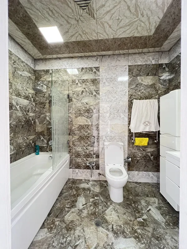 Kirayə verilir 2 otaqlı mənzil 70 m²