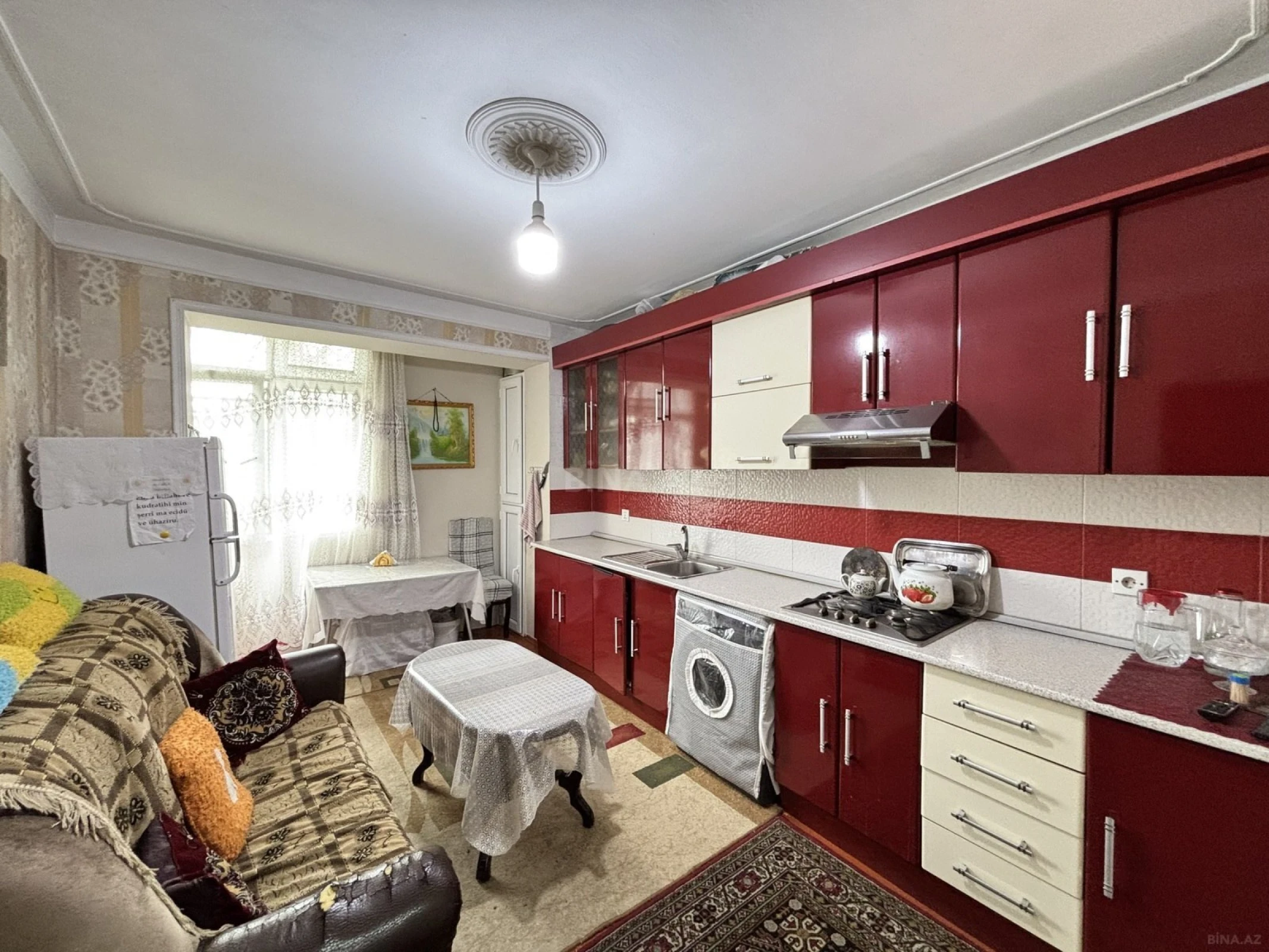 Satılır 2 otaqlı mənzil 65 m²