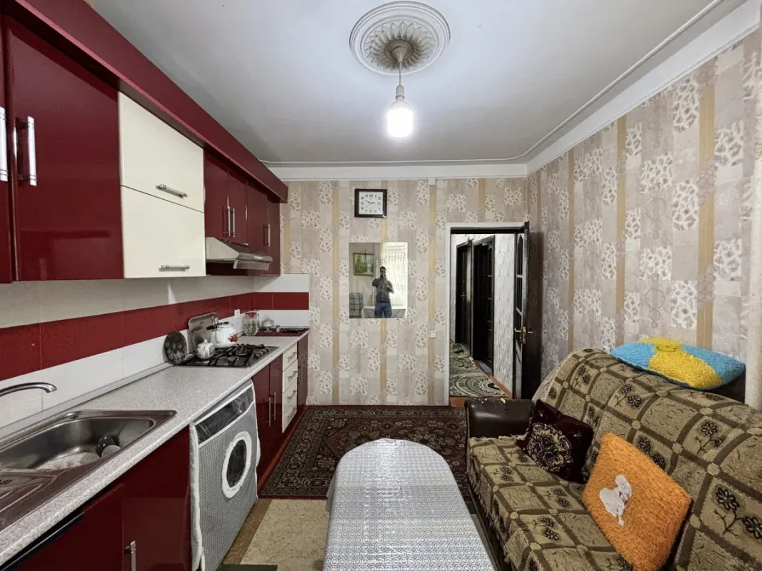 Satılır 2 otaqlı mənzil 65 m²