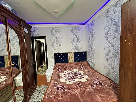 Satılır 2 otaqlı mənzil 65 m²