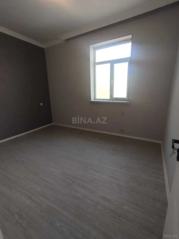 Satılır 4 otaqlı həyət evi 135 m²