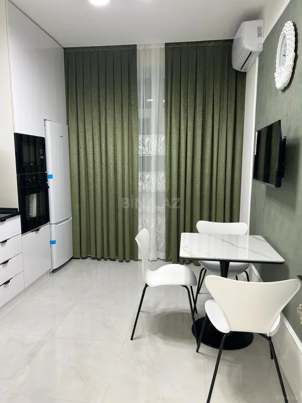 Satılır 2 otaqlı mənzil 78 m²