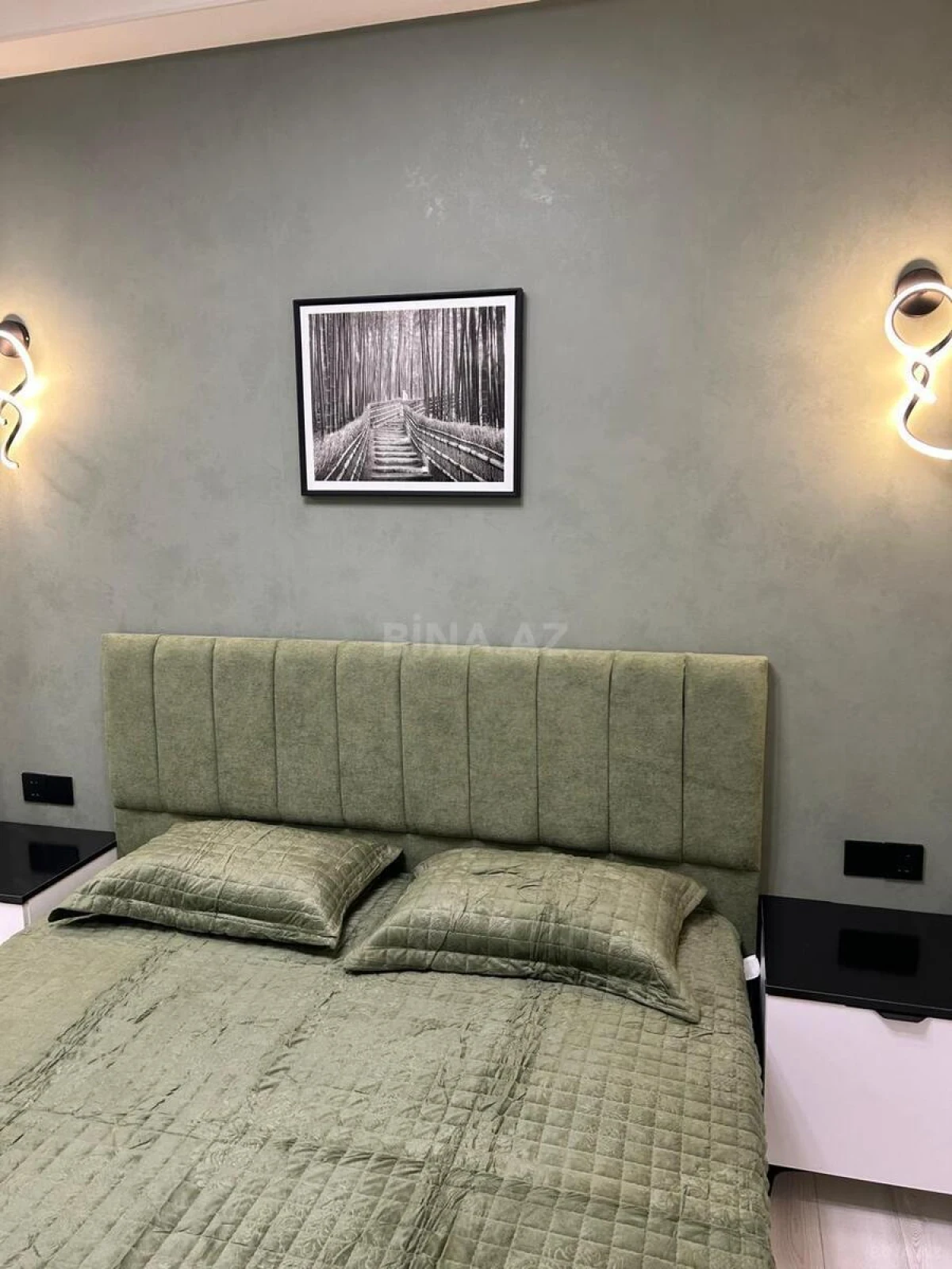 Satılır 2 otaqlı mənzil 78 m²