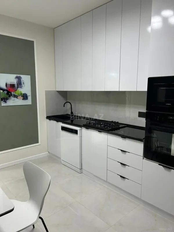Satılır 2 otaqlı mənzil 78 m²