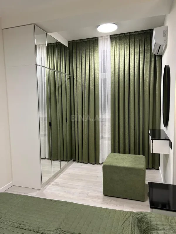 Satılır 2 otaqlı mənzil 78 m²