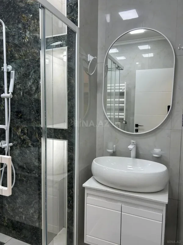 Satılır 2 otaqlı mənzil 78 m²
