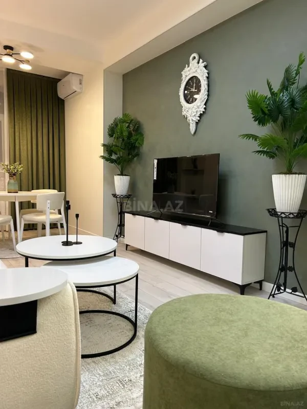 Satılır 2 otaqlı mənzil 78 m²