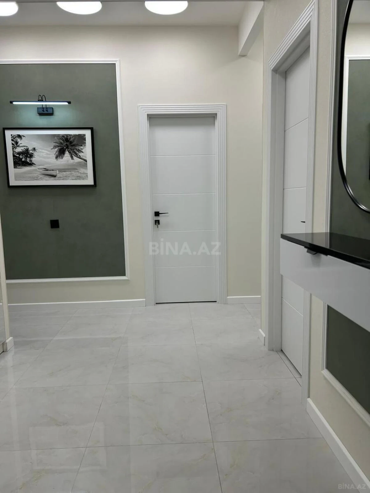 Satılır 2 otaqlı mənzil 78 m²