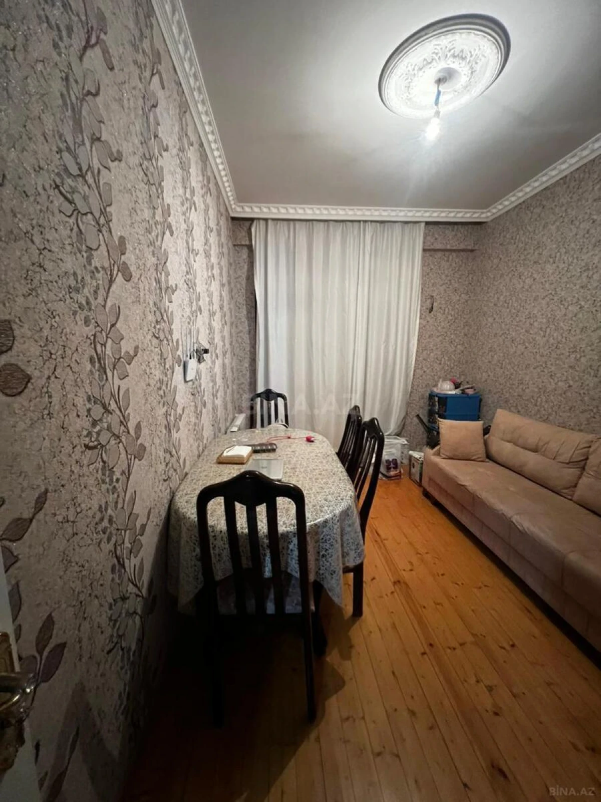 Kirayə verilir 2 otaqlı mənzil 56 m²