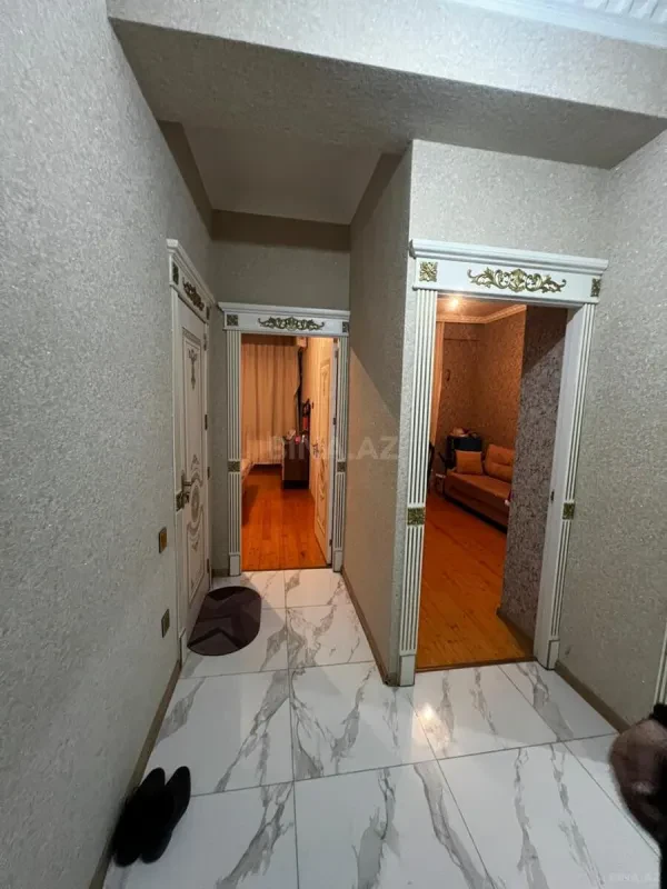 Kirayə verilir 2 otaqlı mənzil 56 m²