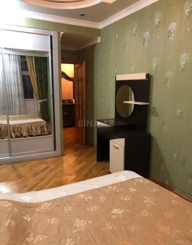 Kirayə verilir 3 otaqlı mənzil 112 m²