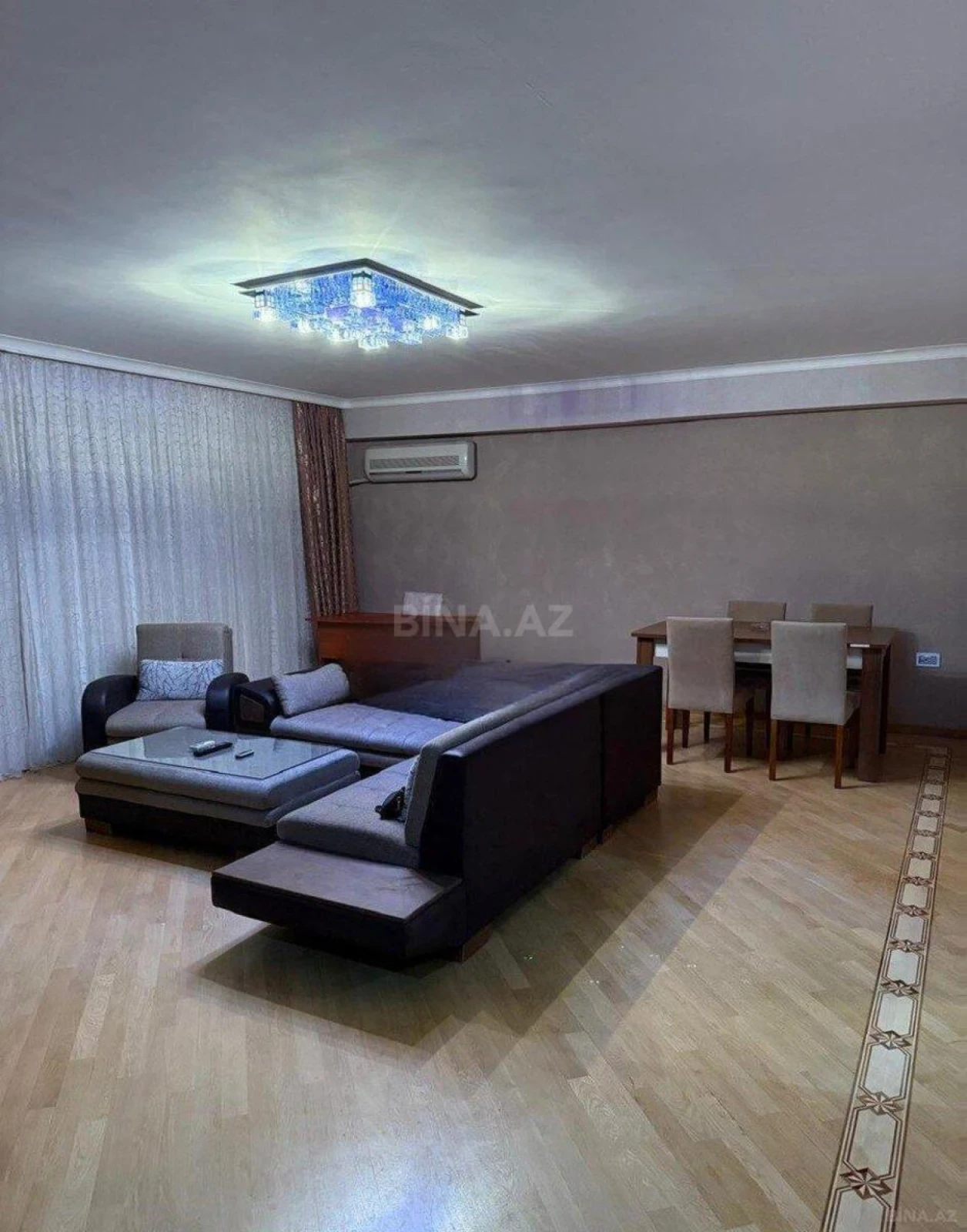 Kirayə verilir 3 otaqlı mənzil 112 m²