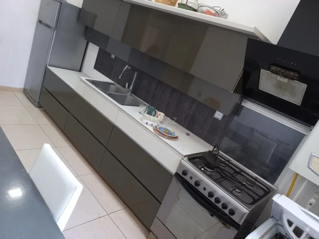 Satılır 2 otaqlı mənzil 60 m²