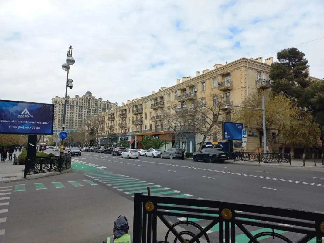 Satılır 2 otaqlı mənzil 60 m²