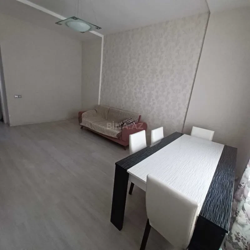 Satılır 2 otaqlı mənzil 60 m²