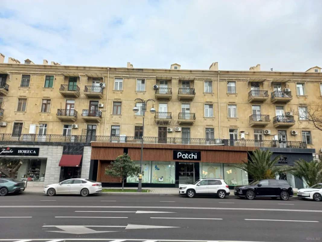 Satılır 2 otaqlı mənzil 60 m²